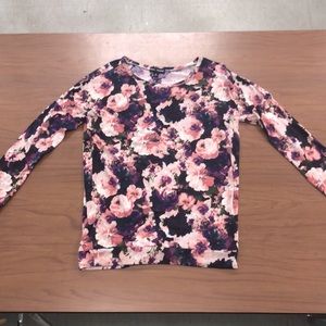 Mason + Mackenzie - Floral Long-Sleeved Top - Women’s Large